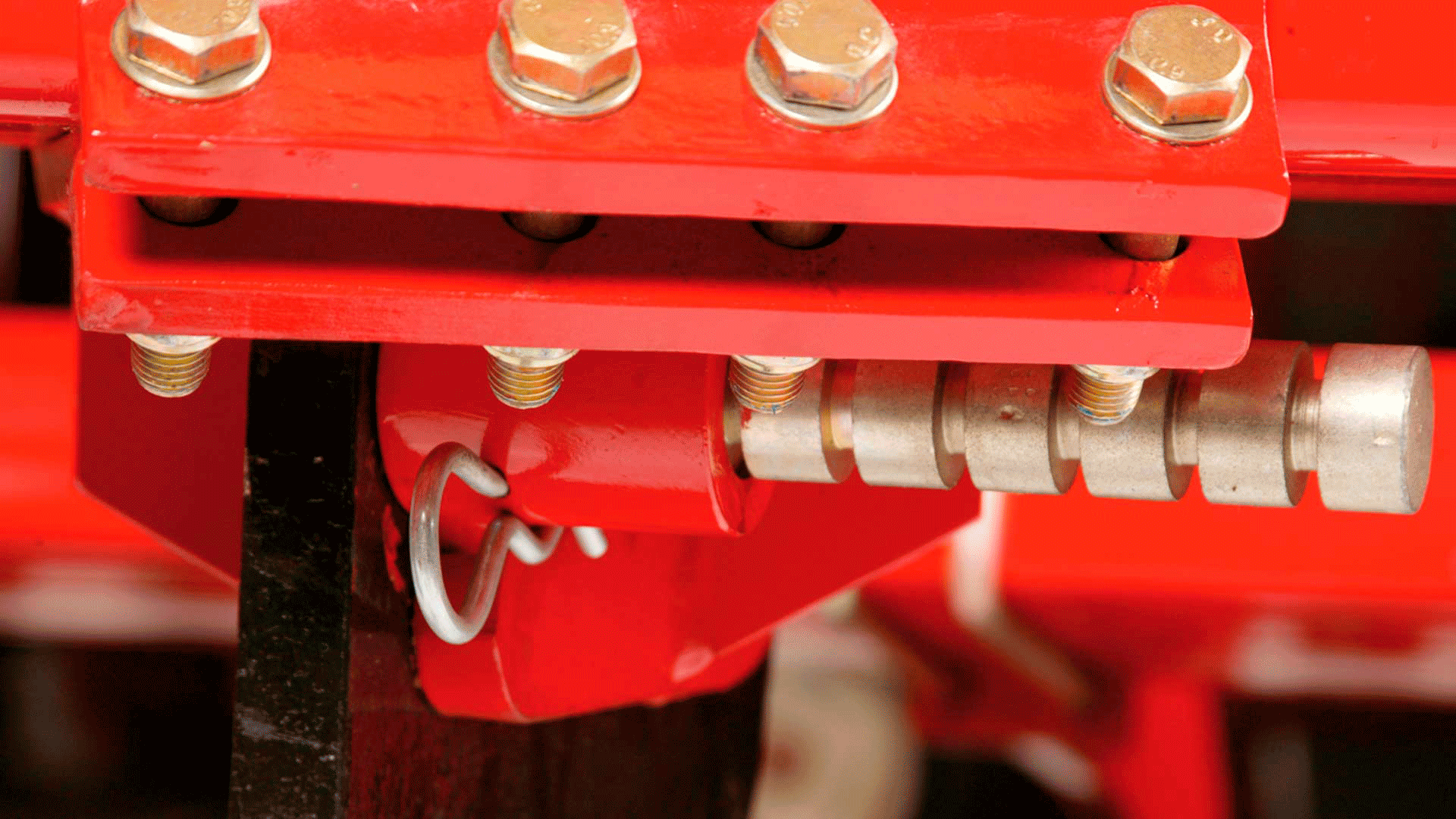 Til muldjord uden sten og til grubning af et mindre antal hektar er Quick-Push stensikring et effektivt værktøj. En specialdesignet bolt med 8 riller klippes over, hvis spidsen rammer en sten. Manuelt fjernes splitten , sikringsbolten skubbes på plads og splitten monteres igen og man kan køre videre igen.