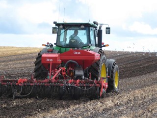 Multi-Seeder-seeding-and-fertilizing.jpg