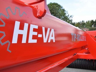 Tip-Roller-XL_HE-VA-logo.png