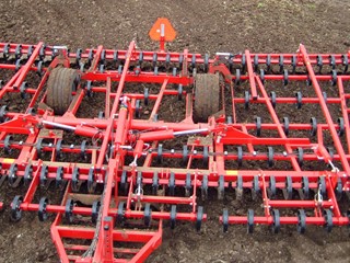HE-VA-Euro-Dan-Eco-harrow-tines-harve.jpg