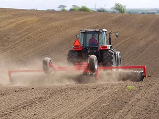Vip-Roller-working-behind.jpg