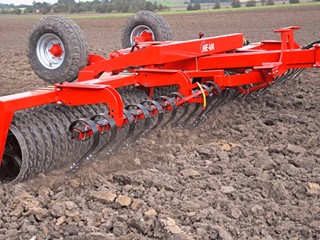 Vip-Roller-NG-rolling-field.jpg