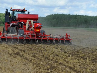 HE-VA-Sub-Tiller-with-rape-seeding-equipment.jpg