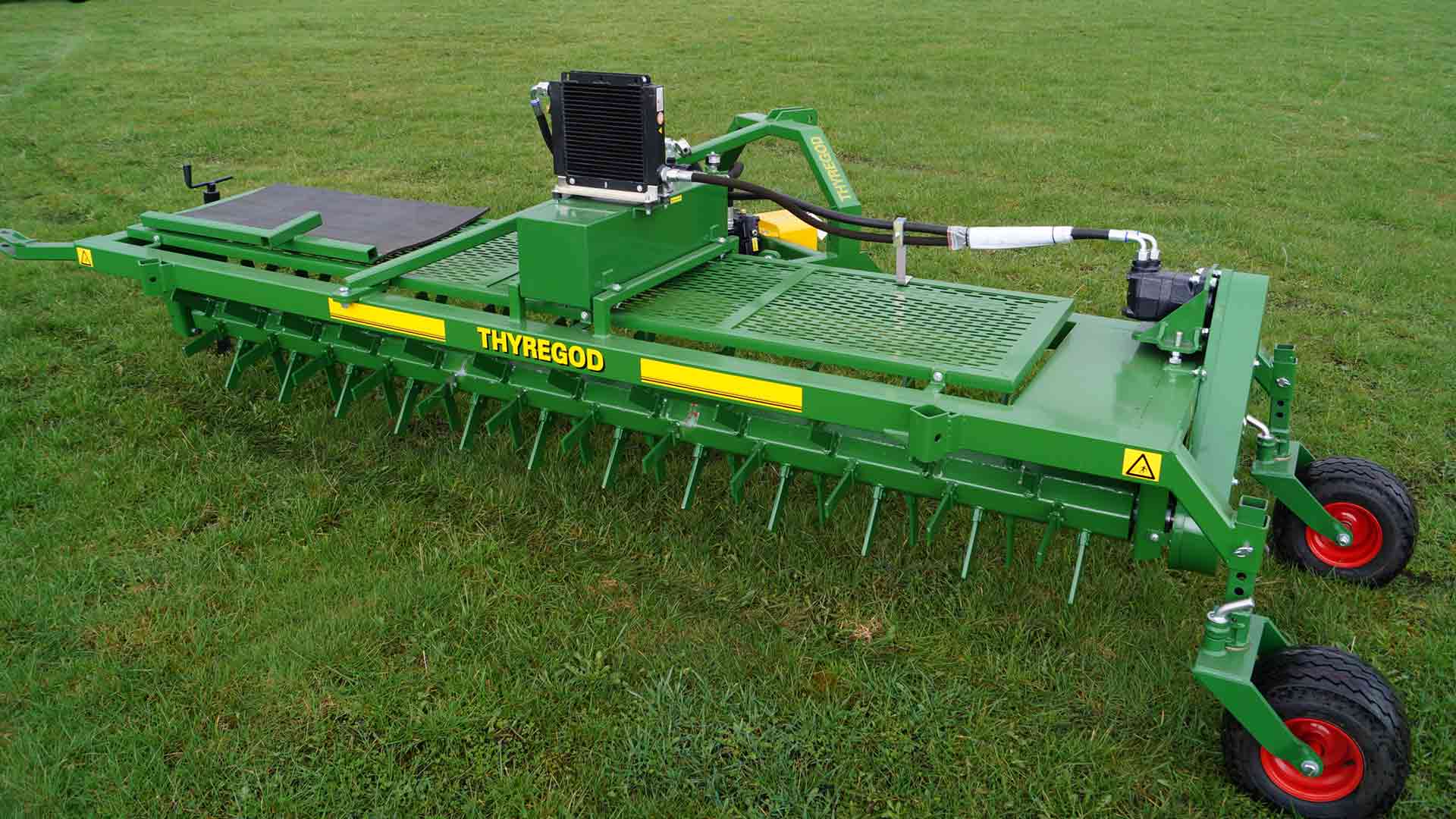 ALIGNEUSE DE PIERRES THYREGOD