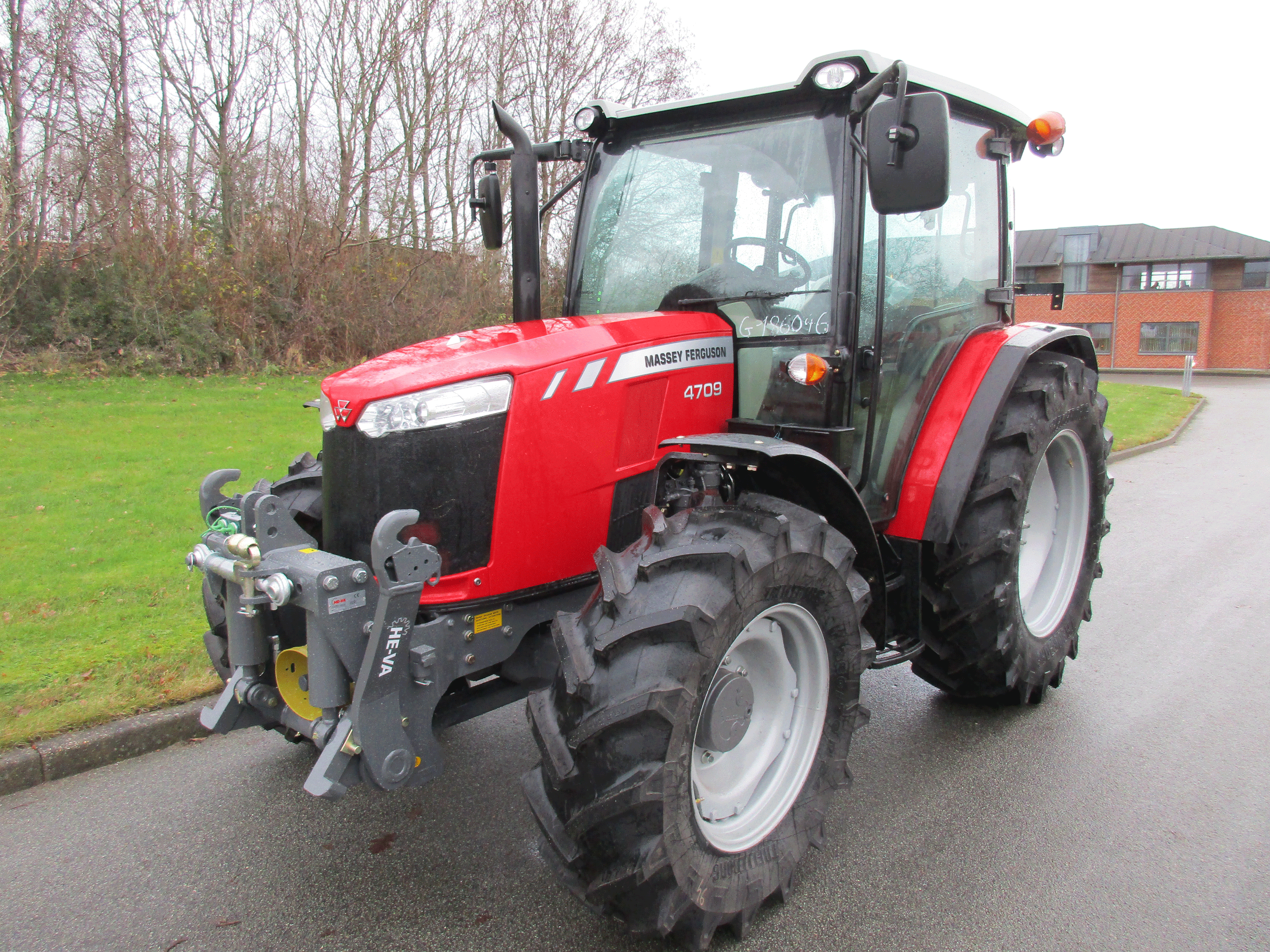 Relevage avant pour tracteurs