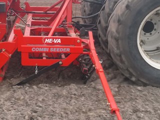 Combi-Seeder-Spring-Board.jpg