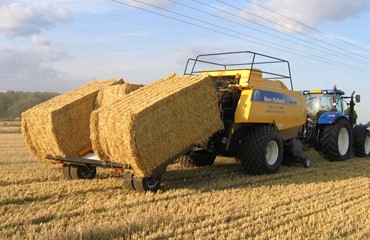 Manutention des balles de paille